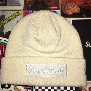 *SOLD* Supreme New Era Box Logo Beanie Natural